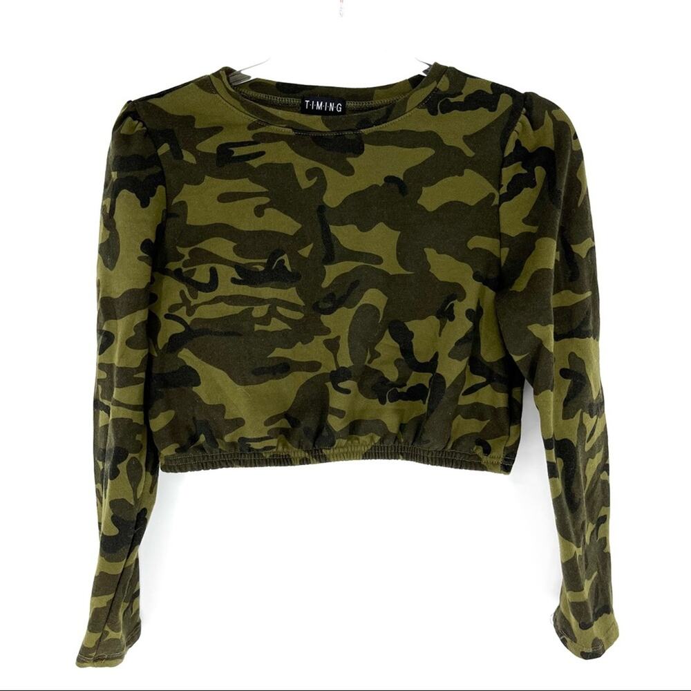 TIMING Long-sleeve Cropped Sweatshirt Camo‎ Print Boxy Fit Size M